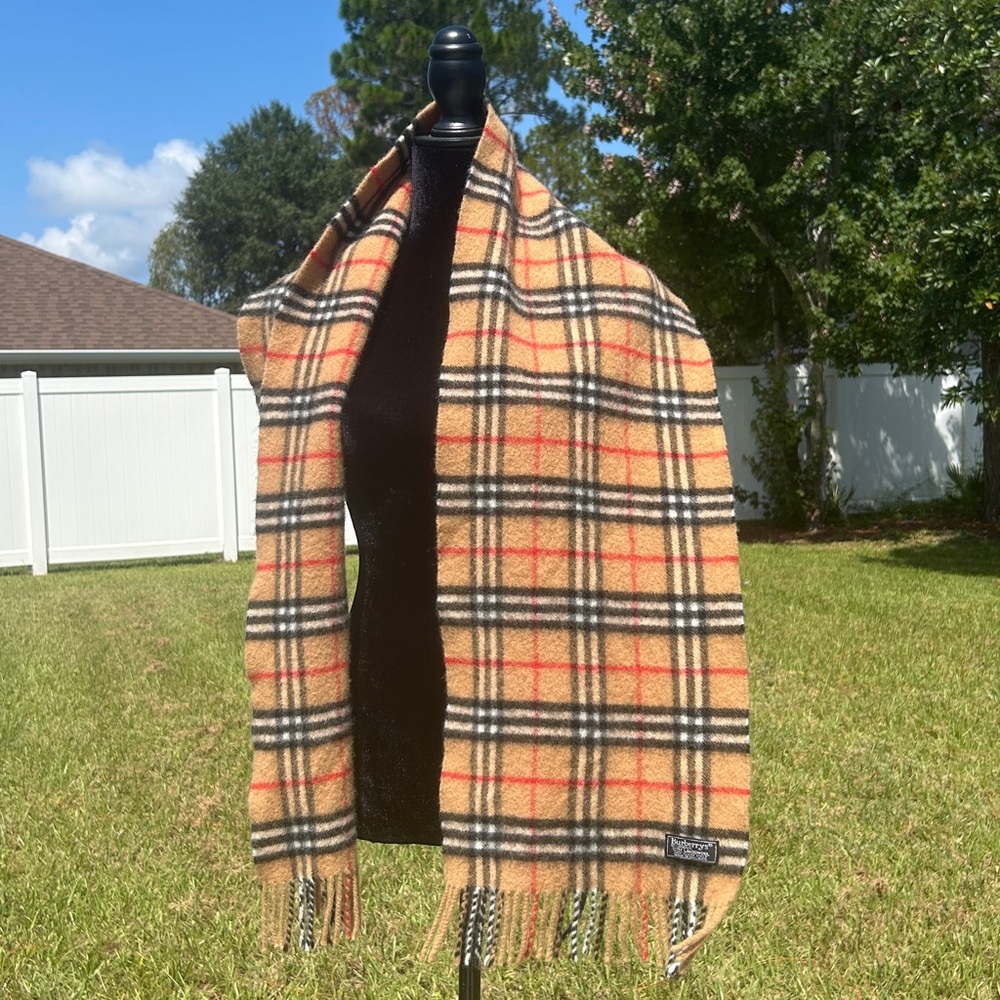 Burberrys Beige and Red Checkered Scarf - Picture 9 of 14